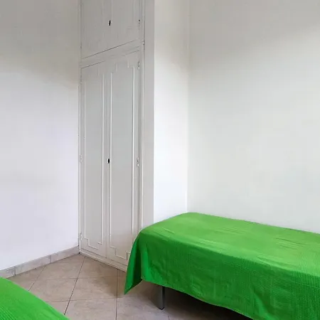 P313 Nr 102 Trilocale Sul Mare Con Ombrellone In Prima Fila Марчелли