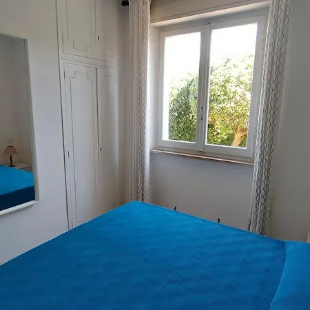 Holiday home P313 Nr 102 Trilocale Sul Mare Con Ombrellone In Prima Fila